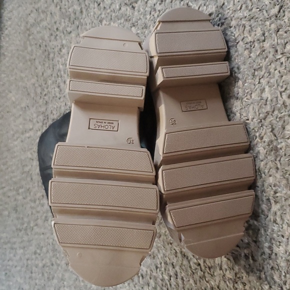 Alohas - Picture 8 of 8